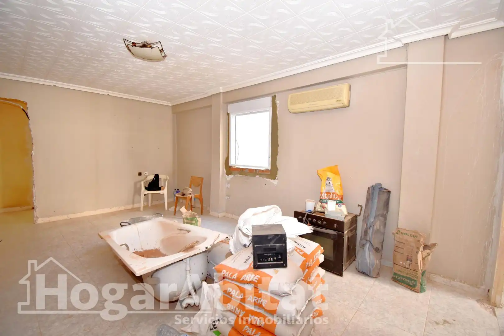 Flat for sale in Catarroja  with Air Conditioner, Heating and Furnished