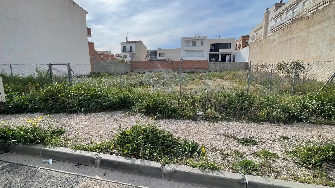Terreno residencial en venta en Calle Cervantes 158, imagen 2