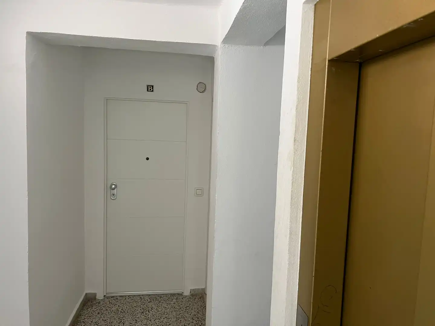 Flat for sale in Roquetas de Mar  with Terrace and Furnished