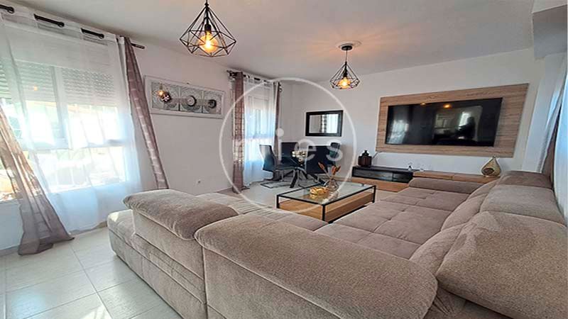 Sala d'estar de Casa o xalet en venda en Godelleta amb Calefacció, Jardí privat i Terrassa