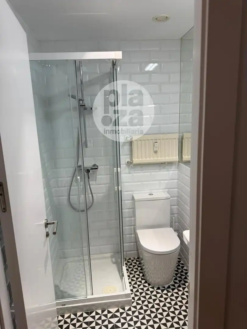 Bathroom of Flat for sale in Burgos  with Heating