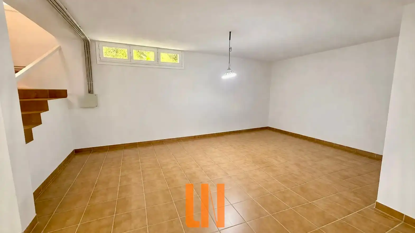 Houses for sale in Miño  with Heating, Private garden and Parquet flooring