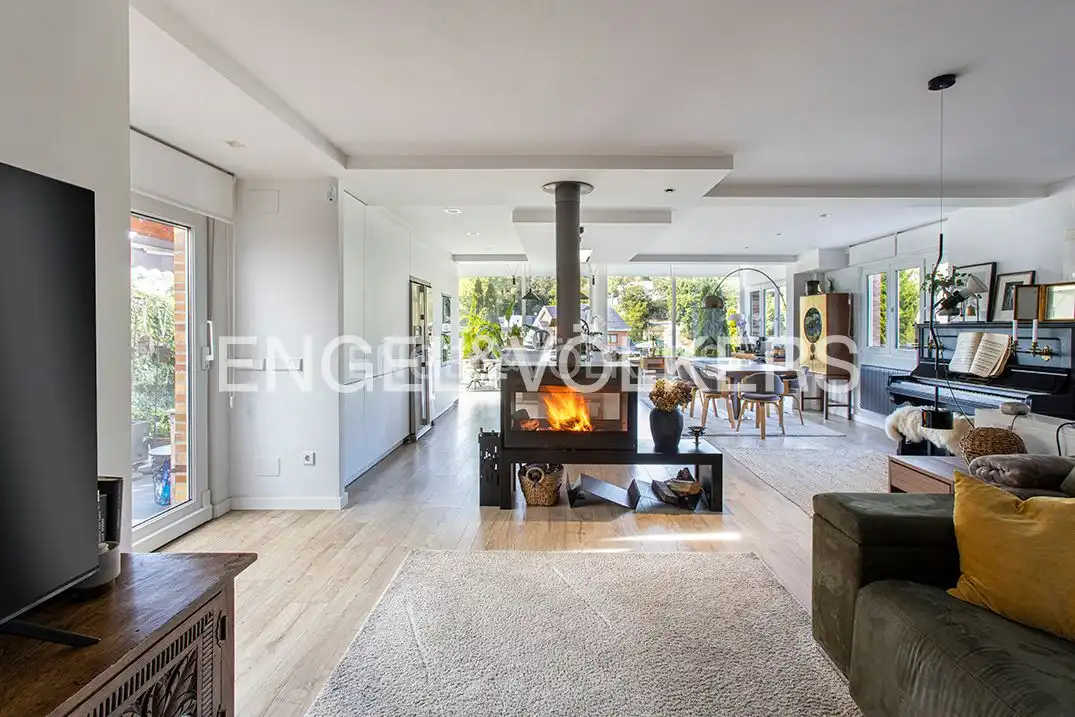 Sala de estar de Casa o chalet en venta en Gijón  con Calefacción, Jardín privado y Terraza