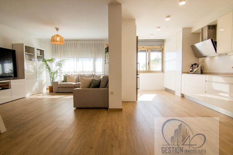 Living room of Duplex for sale in  Santa Cruz de Tenerife Capital  with Parquet flooring and Terrace