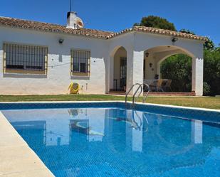 Jardí de Casa o xalet en venda en Mijas amb Aire condicionat, Terrassa i Piscina