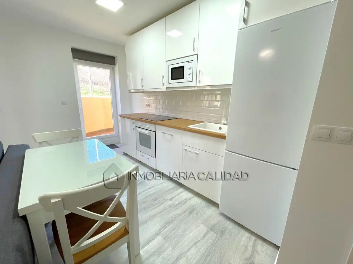 Appartamento in affitto a Zona Sur - Barrio Cortes, imagen 3