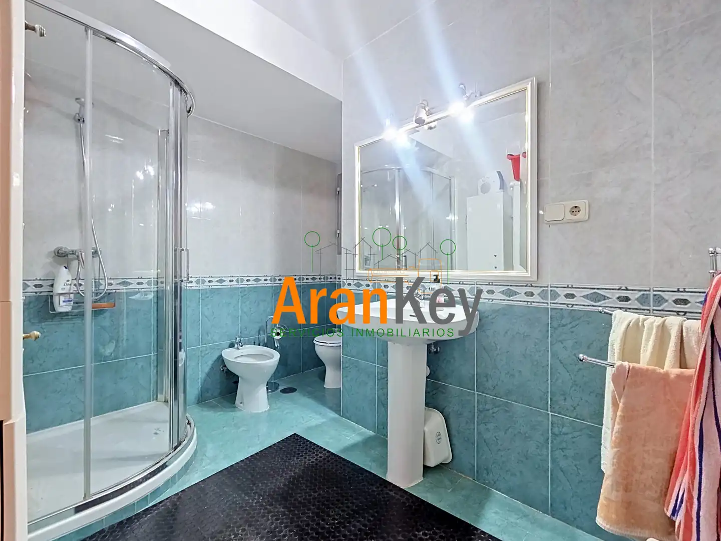 Baño de Piso en venta en Aranjuez con Aire acondicionado, Calefacción y Amueblado