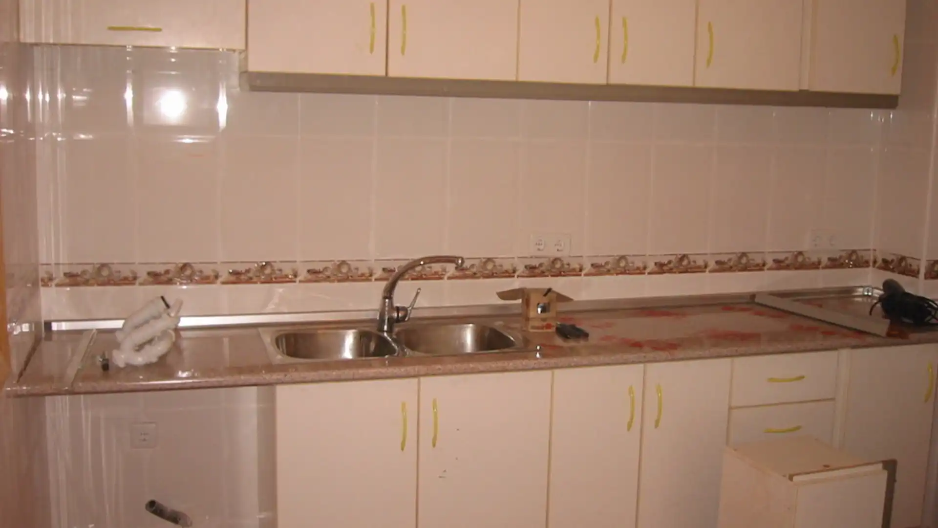 Cuina de Casa adosada de lloguer en Cartagena amb Terrassa, Balcó i Es permeten mascotes