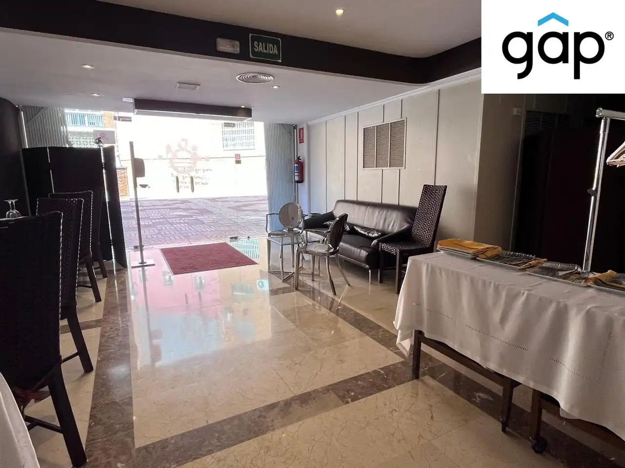 Local comercial en venda a Fermín Caballero, imagen 9
