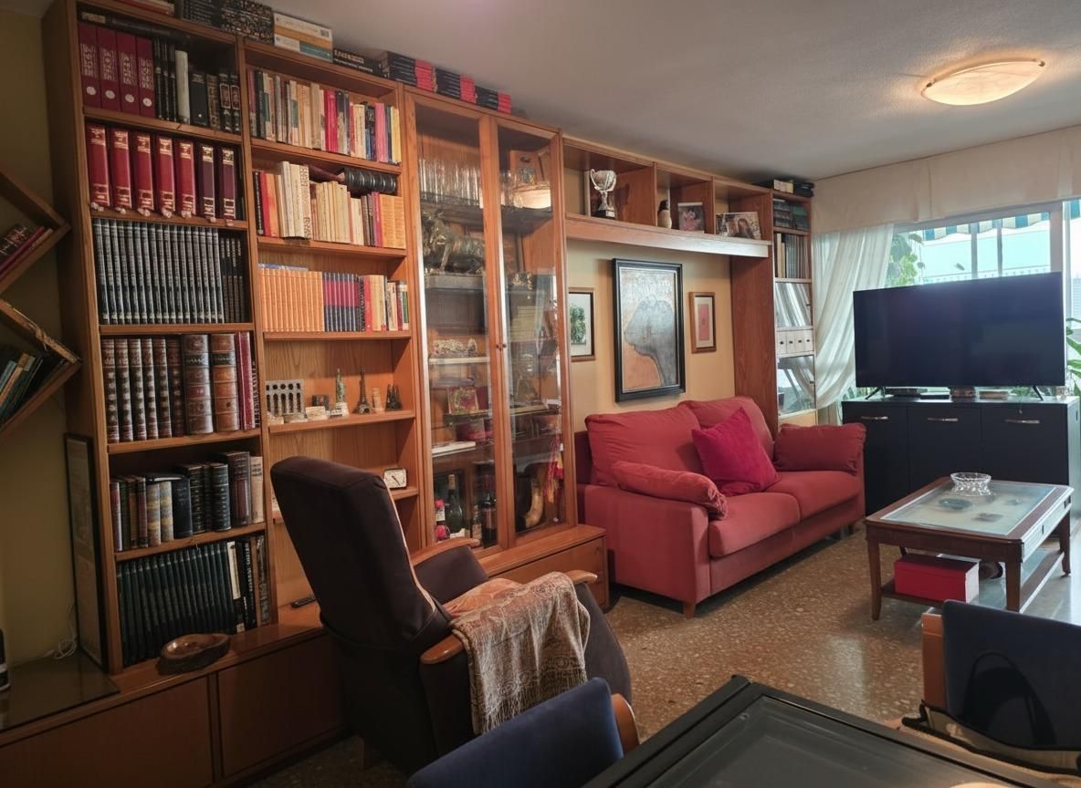 Sala de estar de Piso en venta en Benalmádena con Aire acondicionado y Terraza