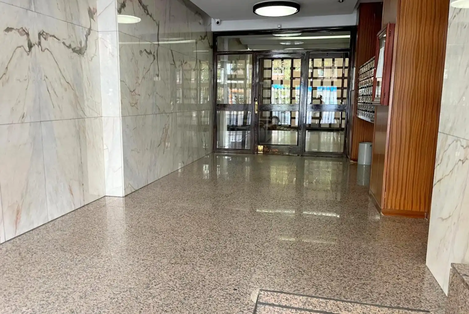 Flat for rent in Madrid  with Air Conditioner and Furnished