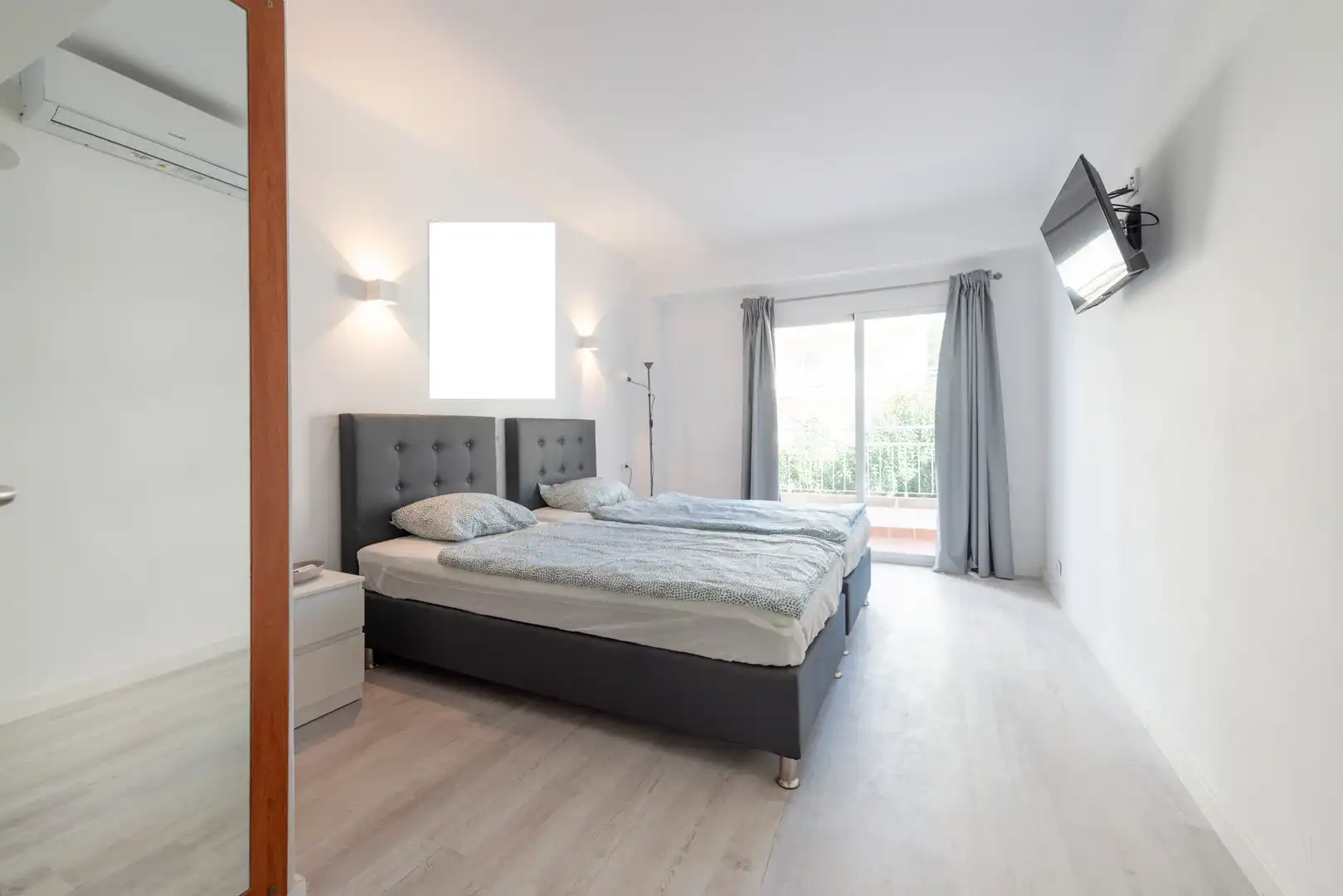 Dormitori de Edifici en venda en Llucmajor amb Alarma