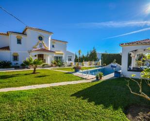 Garden of Country house for sale in Estepona  with Air Conditioner, Private garden and Terrace