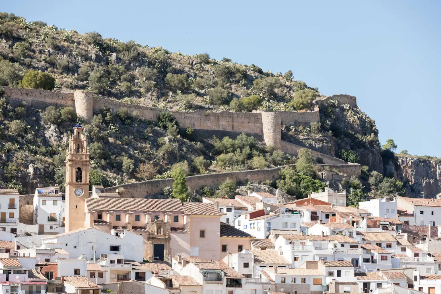 Vista exterior de Casa o xalet en venda en Chulilla amb Terrassa