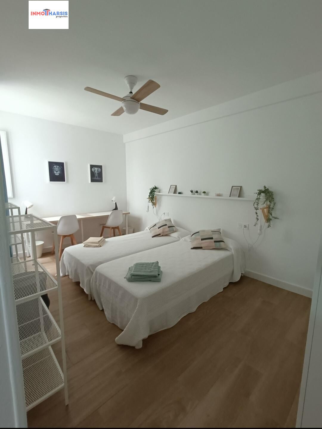 Habitación de Piso en venta en  Almería Capital con Calefacción y Balcón