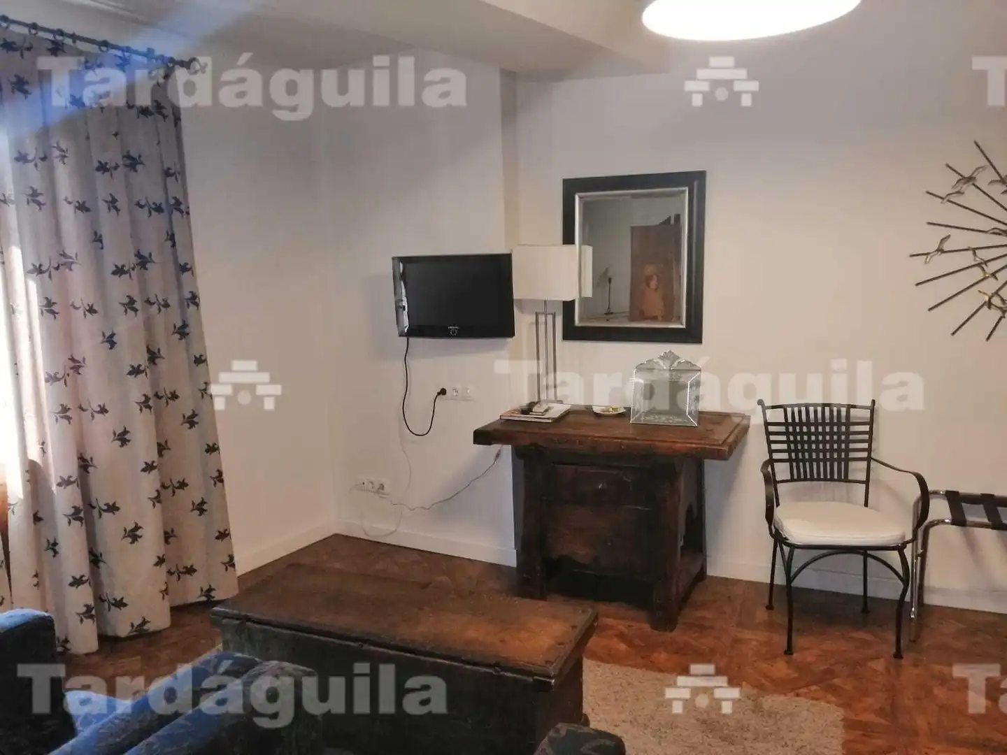 Habitación de Edificio en venta en San Martín del Castañar