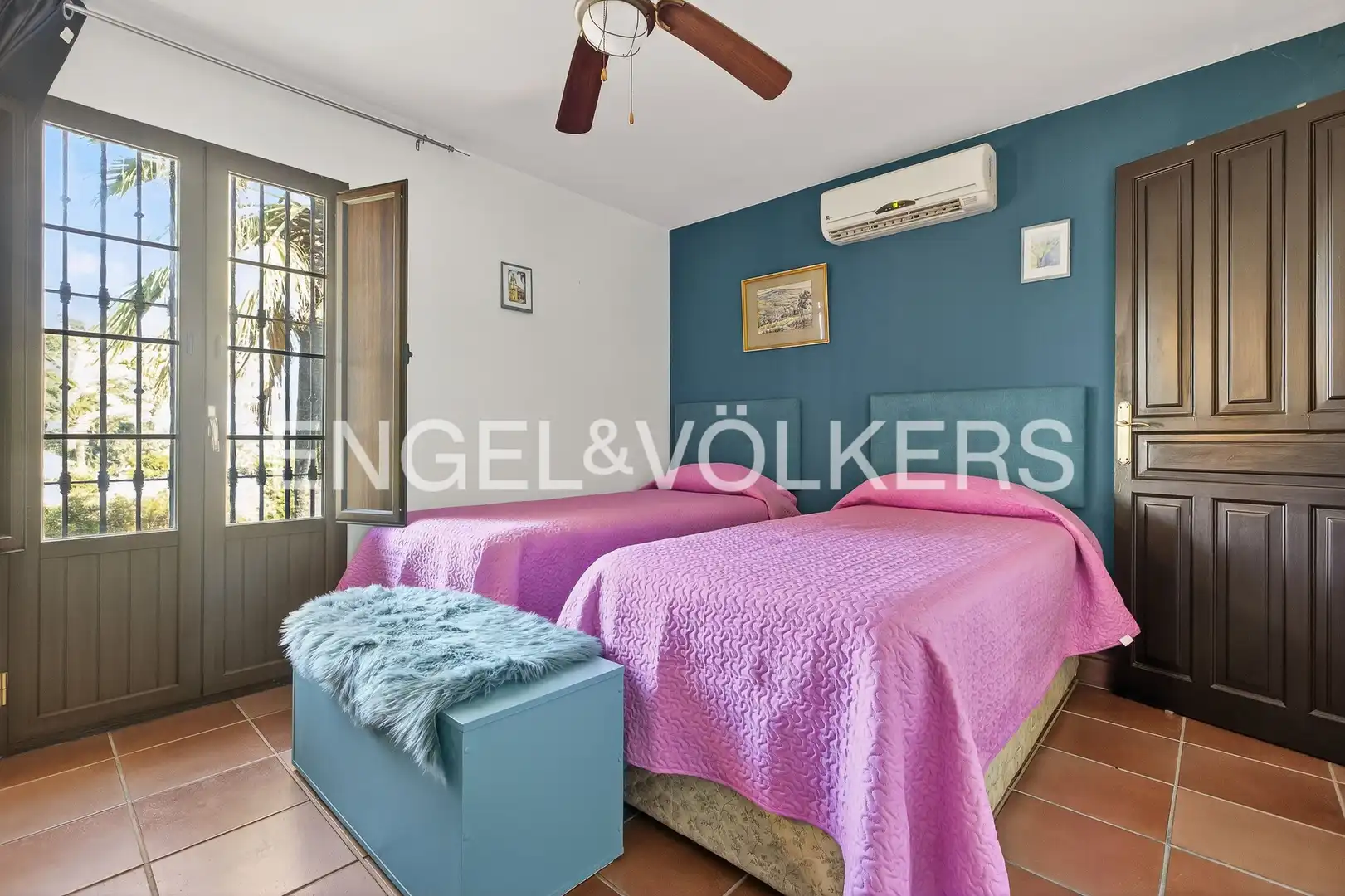 Bedroom of Houses for sale in Morón de la Frontera  with Air Conditioner, Heating and Private garden