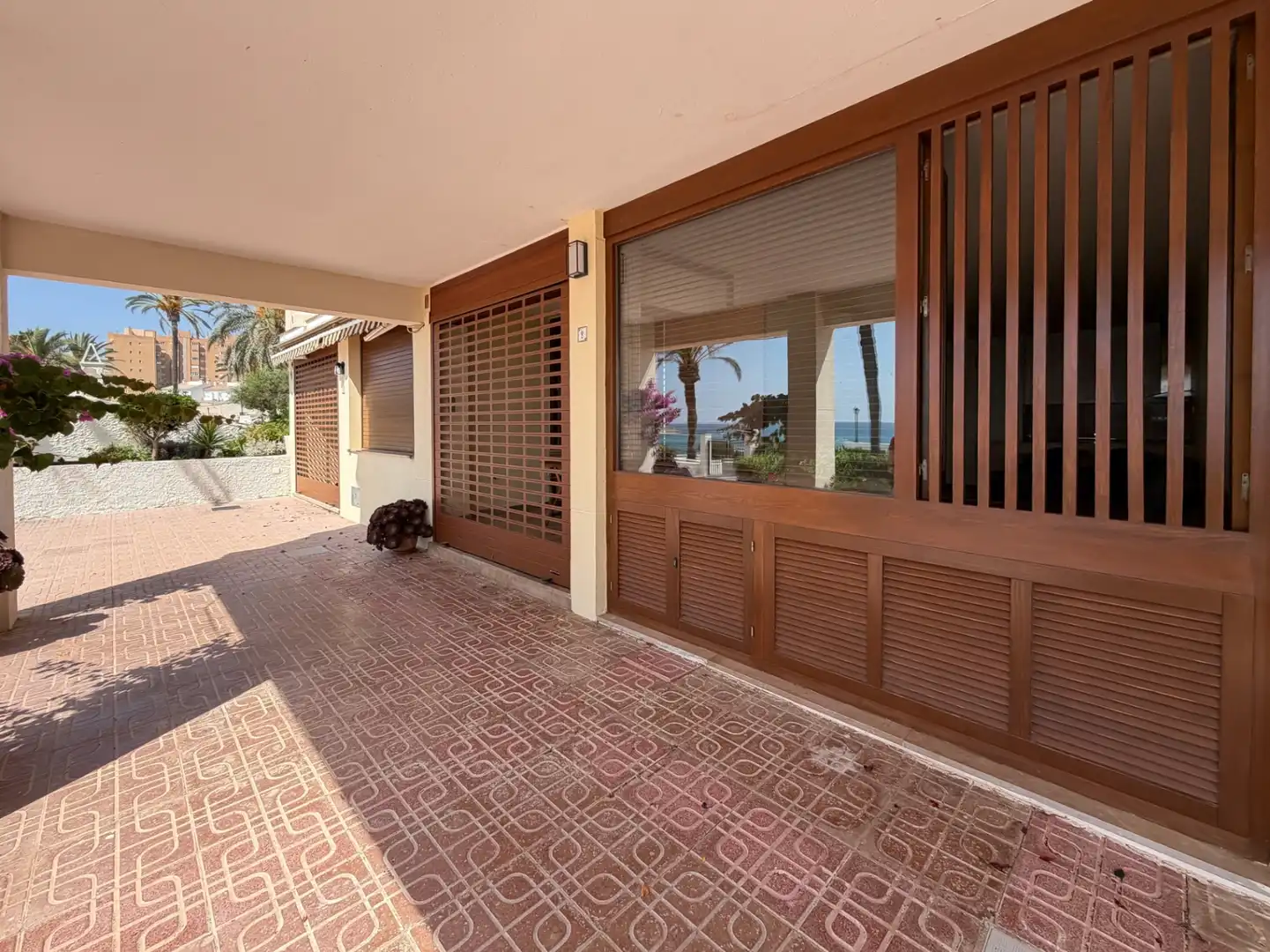 Exterior view of Apartments for rent in El Campello  with Air Conditioner, Private garden and Terrace