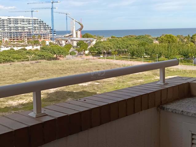 Piso en Venta en Avenida Central, 52 en Jardines del Mar