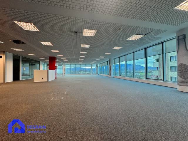 Oficina en Alquiler en Oviedo - CALLE NAVA en Montecerrao