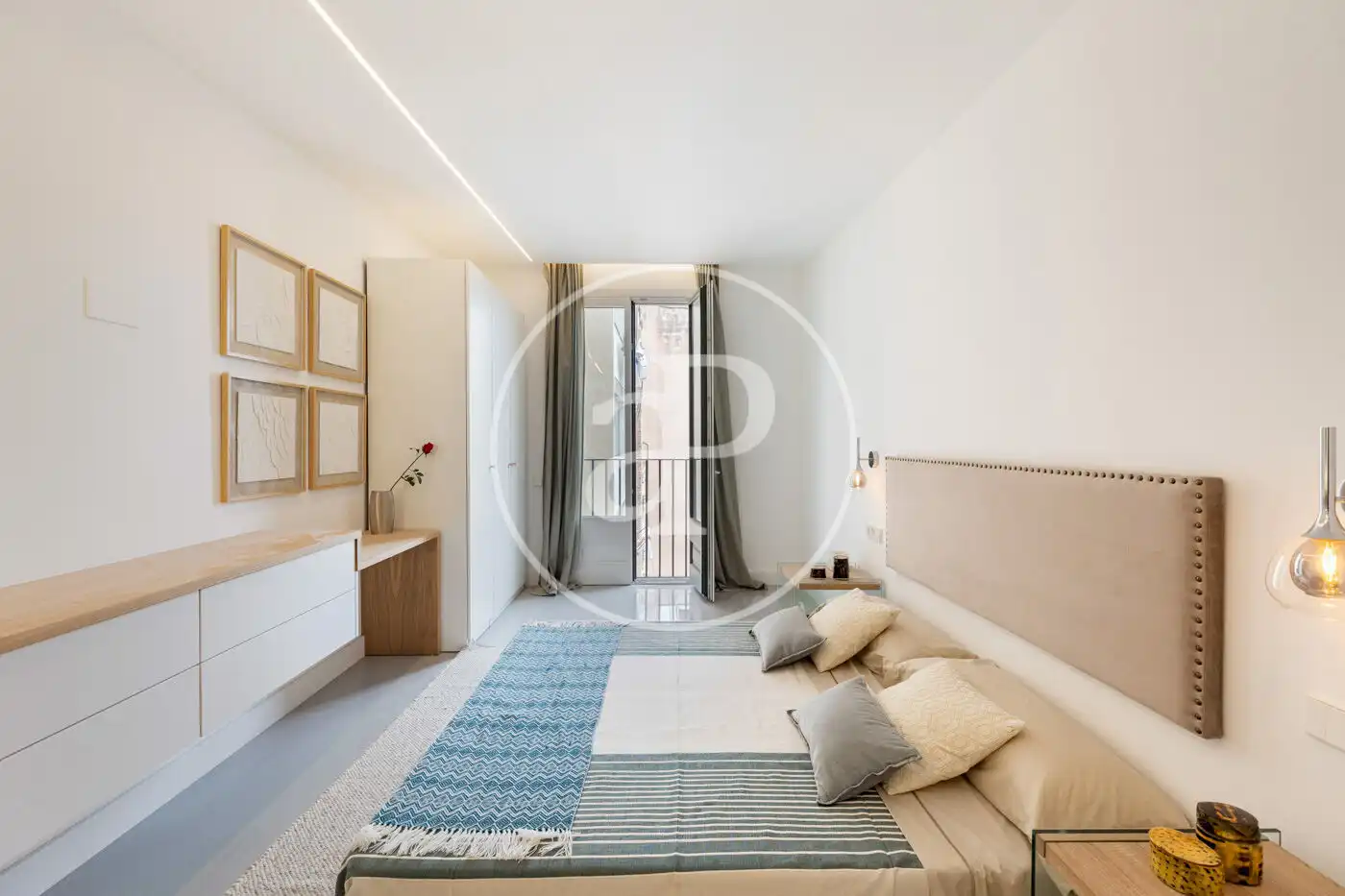 Bedroom of Flat for rent in Barcelona  with Air Conditioner, Heating and Terrace