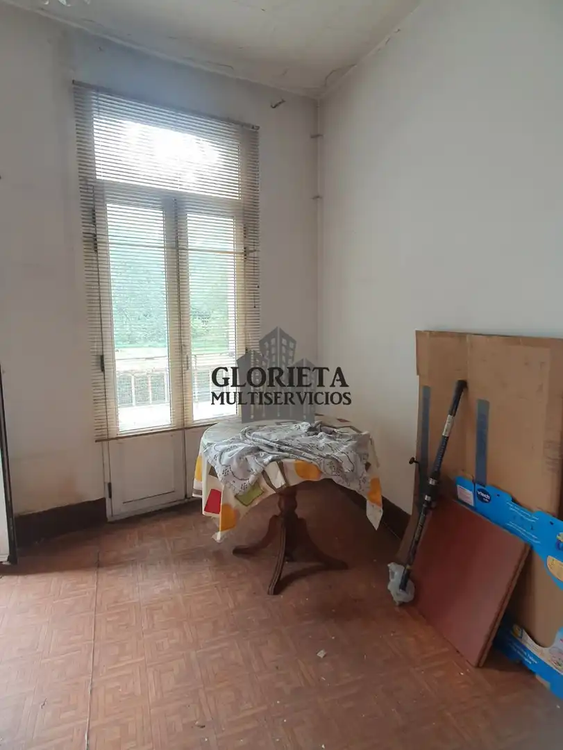 Dormitori de Casa adosada en venda en Vigo  amb Calefacció, Terrassa i Traster