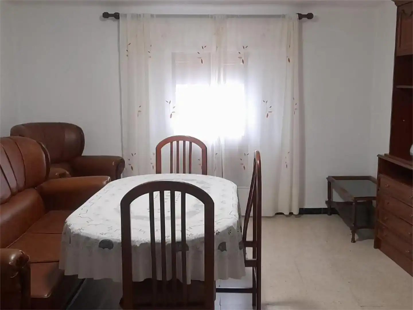 Comedor de Casa adosada en venta en Cilleros con Amueblado y Balcón