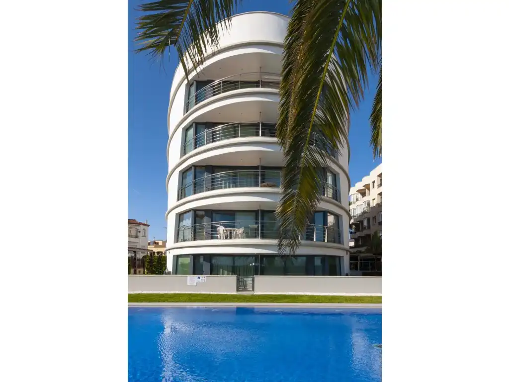 Exterior view of Attic for sale in Roses  with Air Conditioner, Heating and Furnished