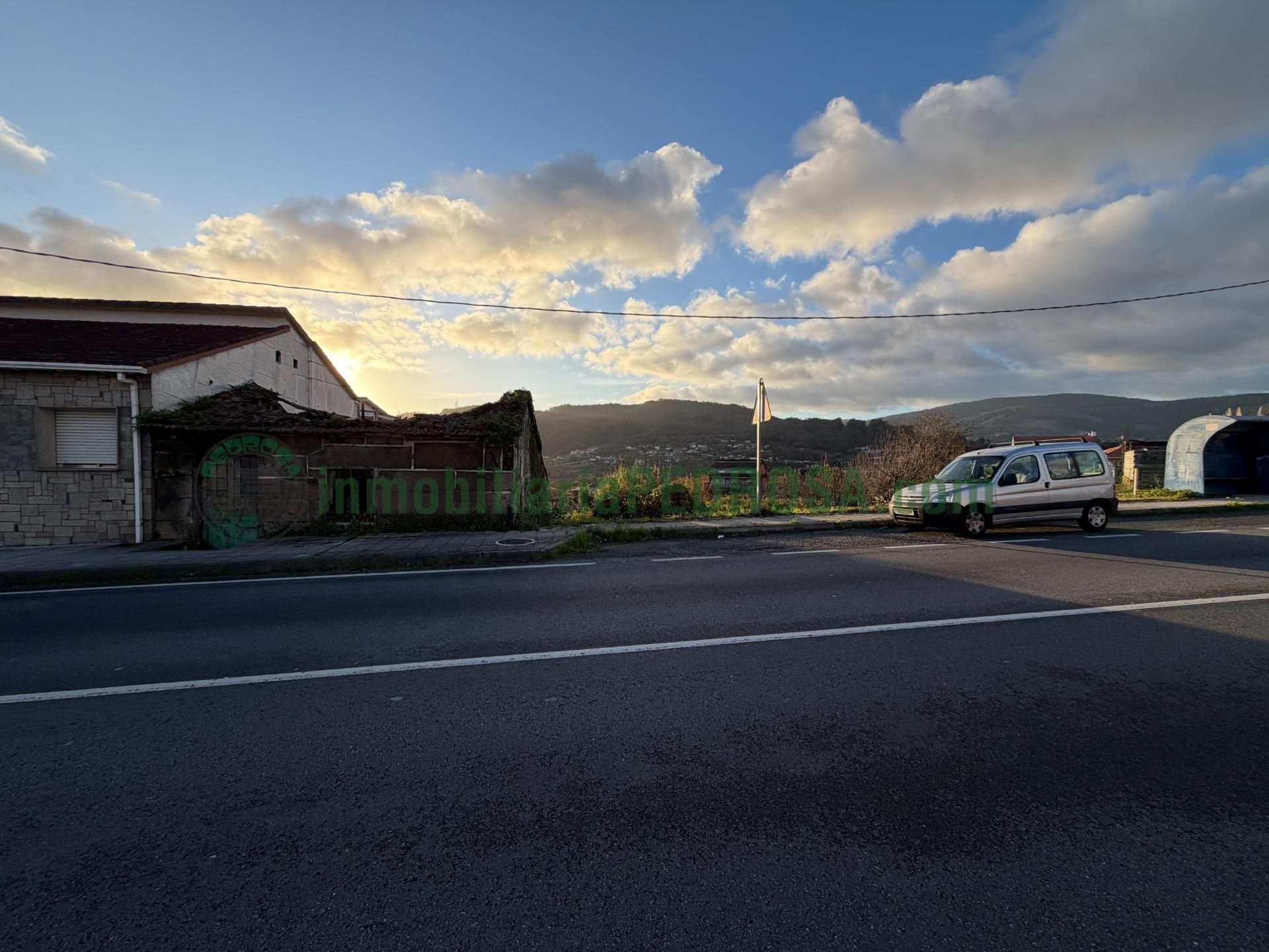 Exterior view of Country house for sale in Pontevedra Capital   with Private garden