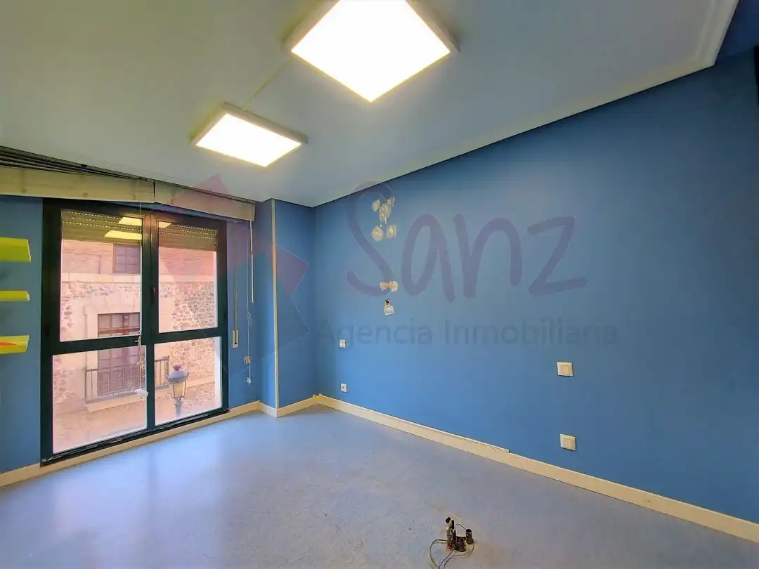 Piso en venta en Nájera con Aire acondicionado, Calefacción y Trastero