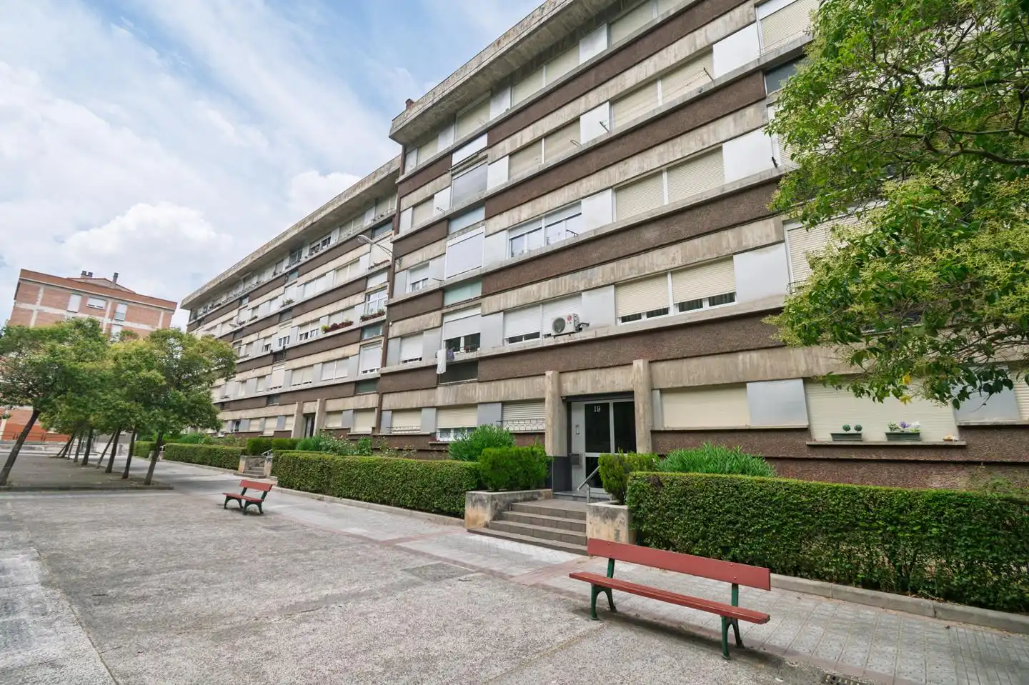 Vista exterior de Pis en venda en  Pamplona / Iruña amb Calefacció, Parquet i Moblat