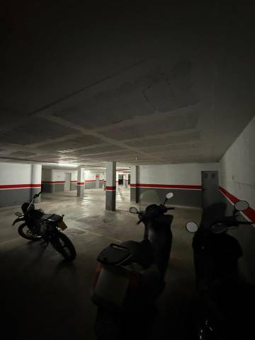 Garaje en Alquiler en Carrer de Maials en La Bordeta