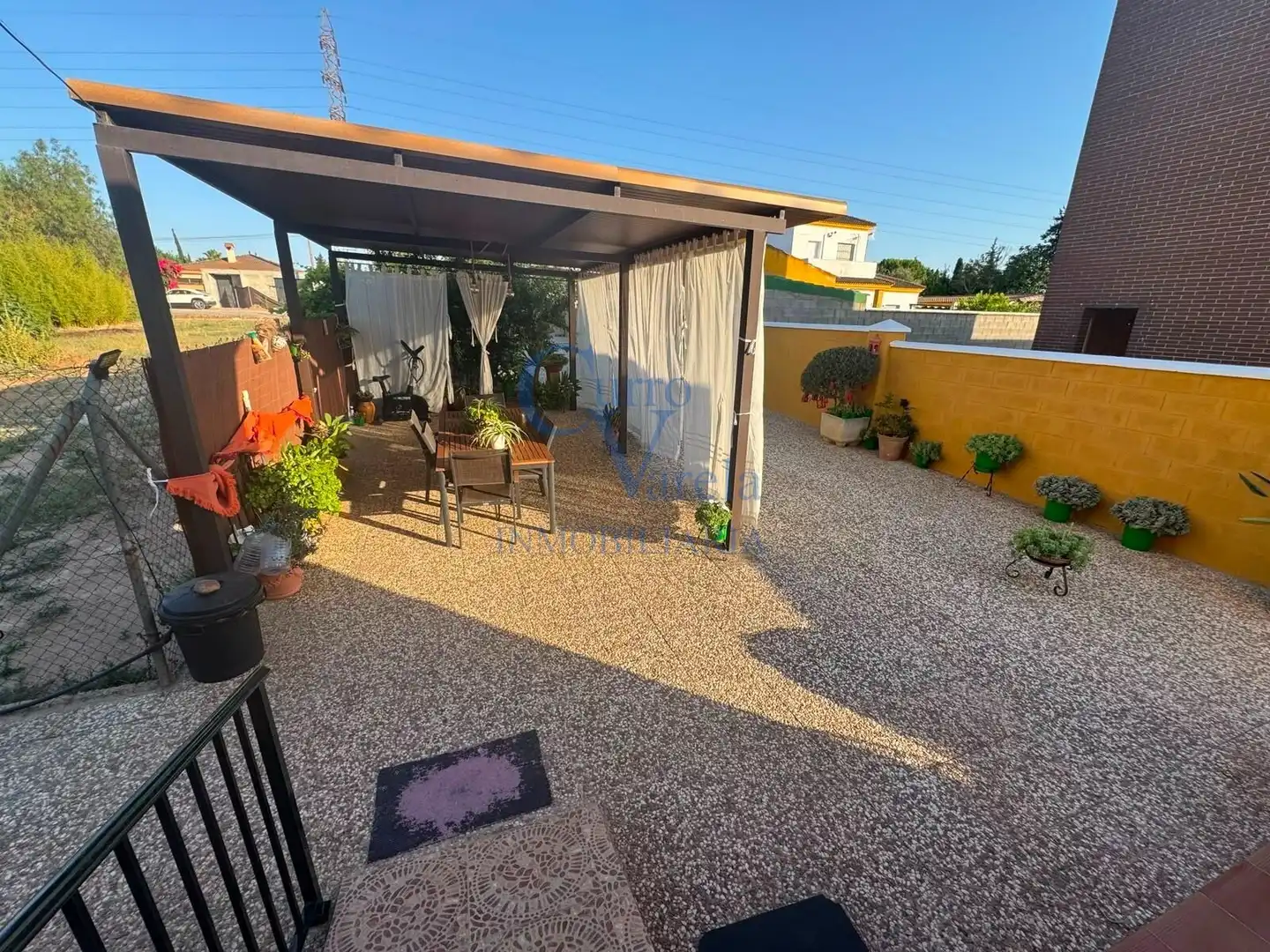 Terrassa de Finca rústica en venda en Dos Hermanas amb Aire condicionat, Calefacció i Jardí privat