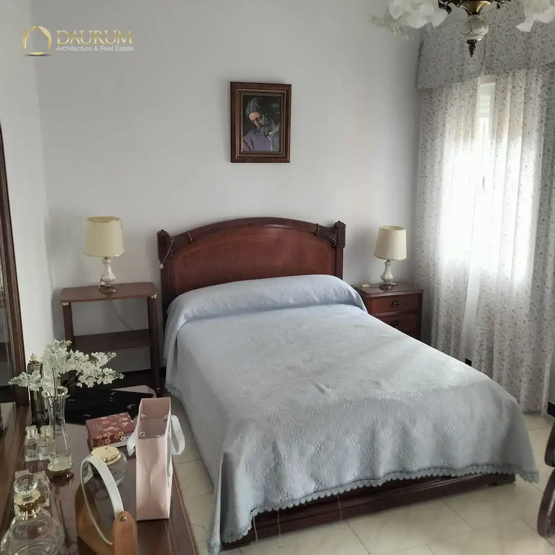 Bedroom of Detached homes for sale in Sevilla  with Terrace, Swimming Pool and Community pool
