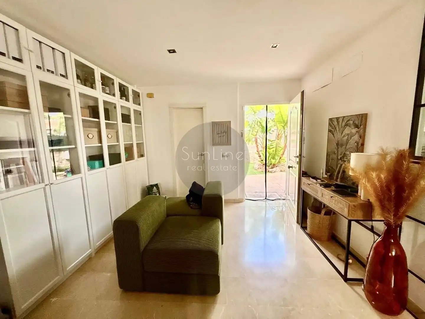Sala de estar de Casa o chalet en venta en Moncada con Aire acondicionado, Jardín privado y Terraza