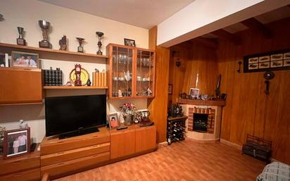 Living room of Flat for sale in  Valencia Capital  with Air Conditioner and Balcony