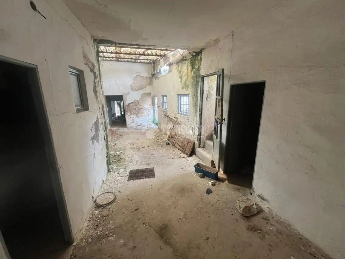 Casa adosada en venda en Écija