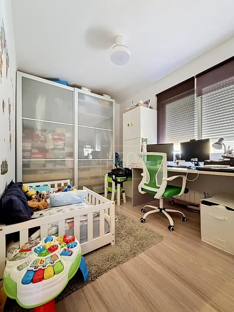 Habitación de Ático en venta en Las Gabias con Aire acondicionado, Calefacción y Terraza