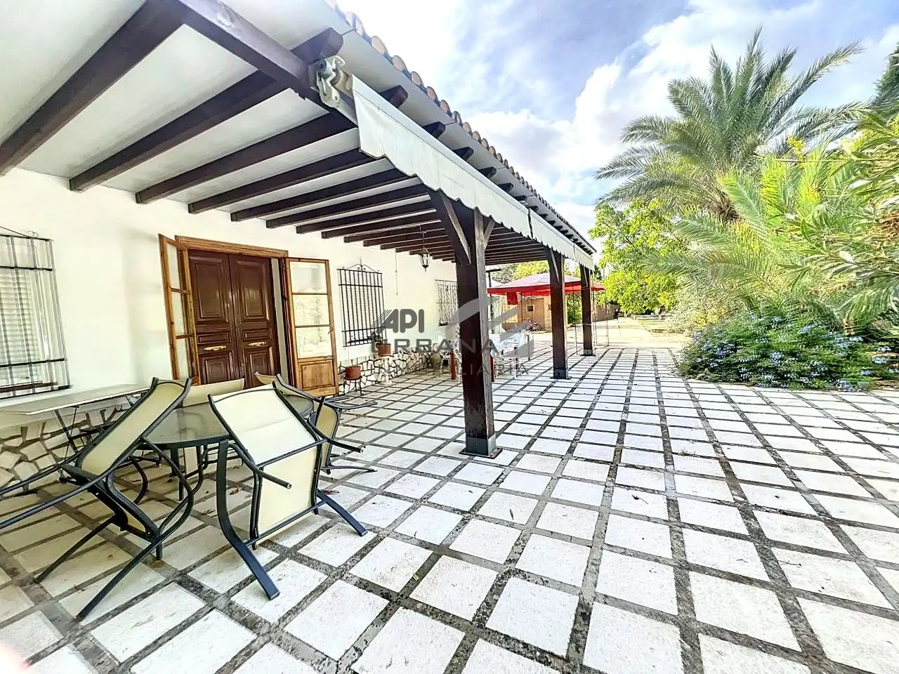 Vista exterior de Casa o chalet en venta en Lucena con Jardín privado y Piscina