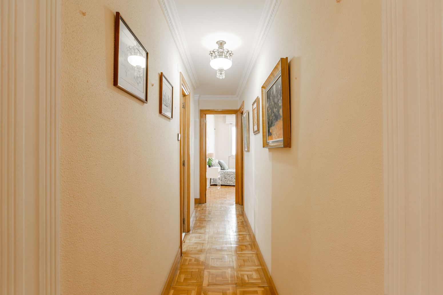 Pis en venda en  Pamplona / Iruña amb Calefacció, Parquet i Terrassa