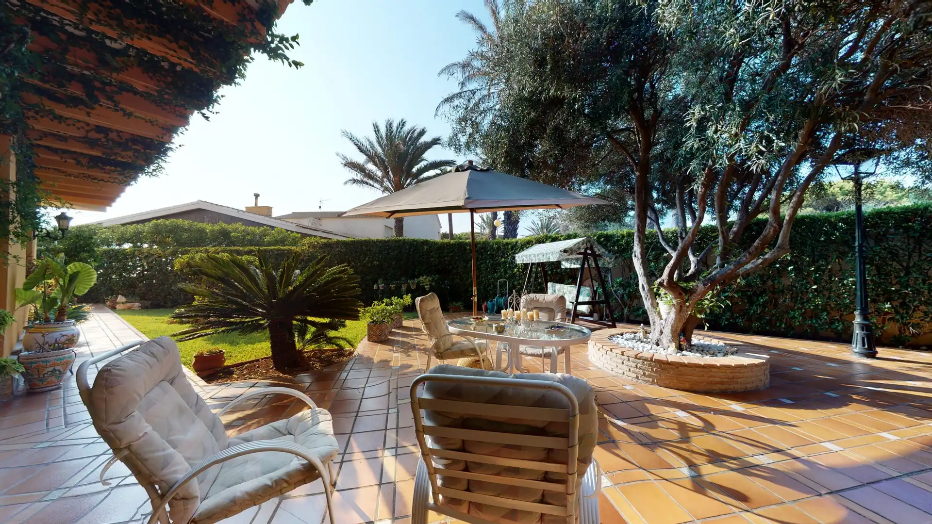 Terrassa de Casa o xalet en venda en Orihuela amb Jardí privat