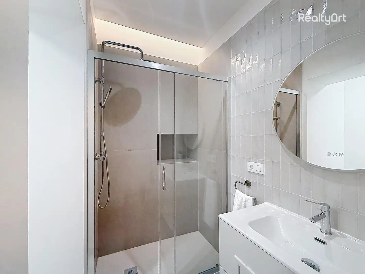 Baño de Piso de alquiler en Sevilla con Aire acondicionado y Amueblado