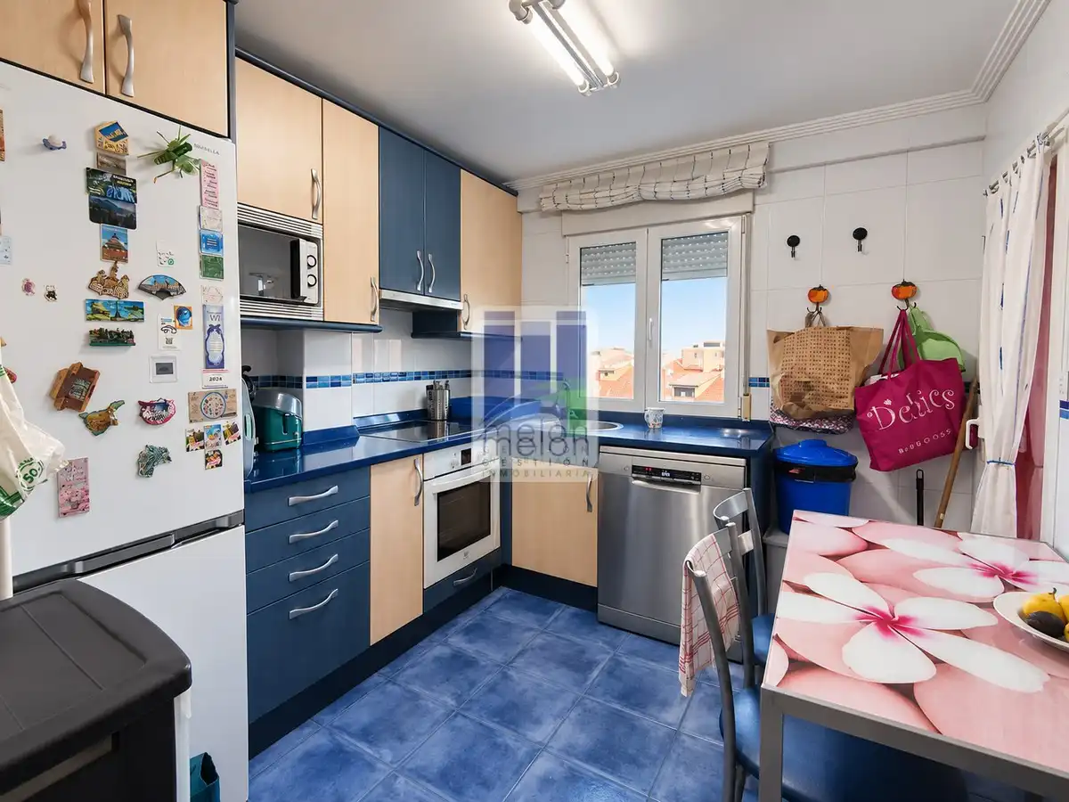 Cocina de Piso en venta en Burgos