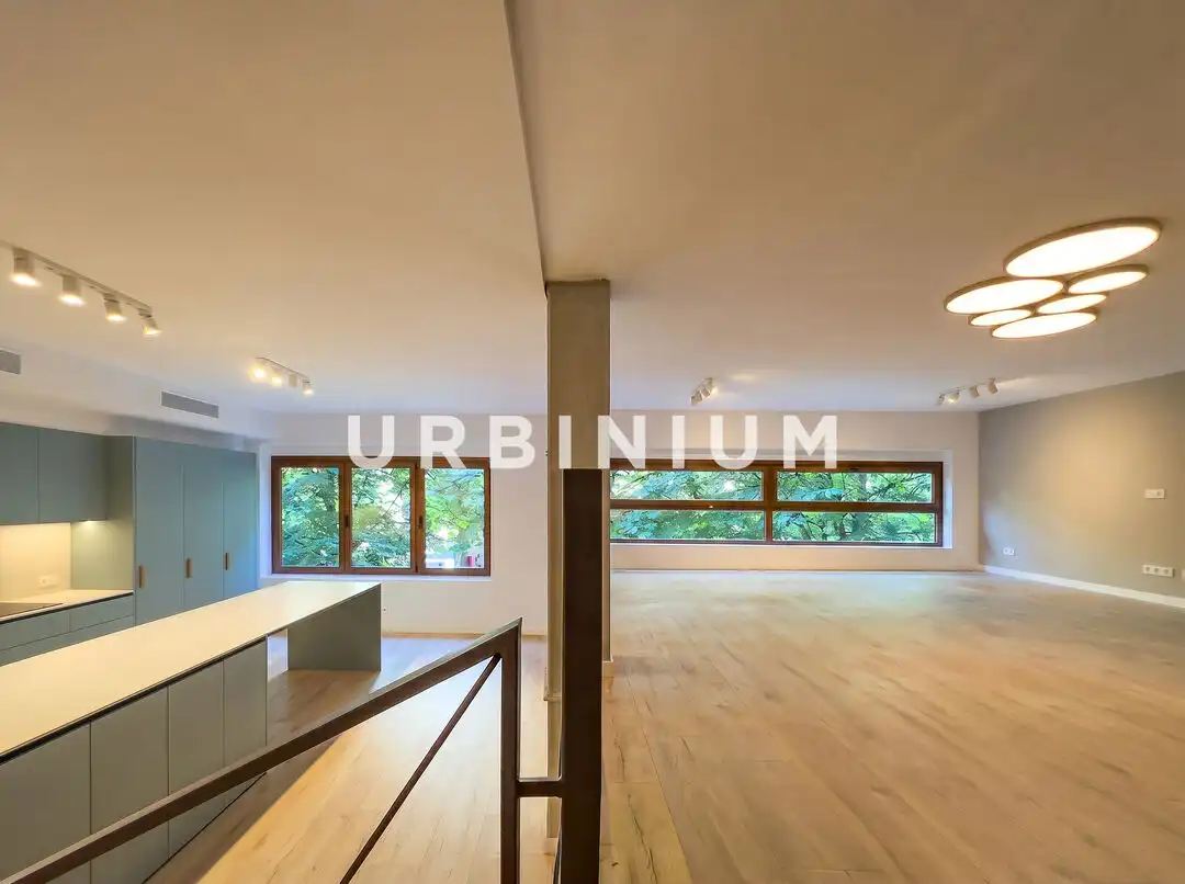 Flat for rent in Girona  with Air Conditioner, Heating and Oven