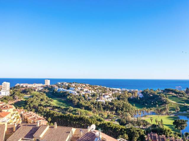 Ático en Venta en Nueva Torrequebrada