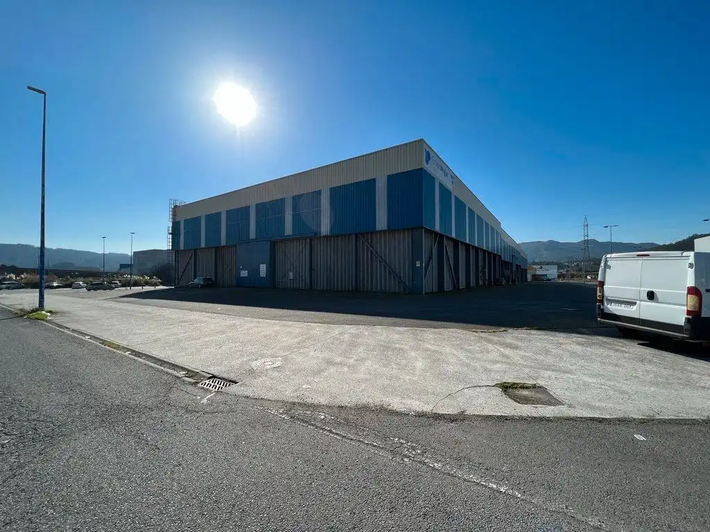 Industrial building to rent in Parroquias rurales, imagen 11