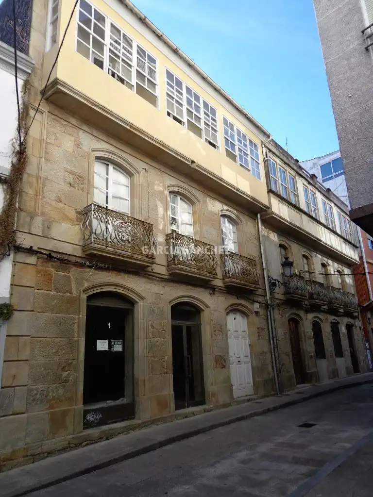 Vista exterior de Casa adosada en venda en A Pobra do Caramiñal amb Balcó