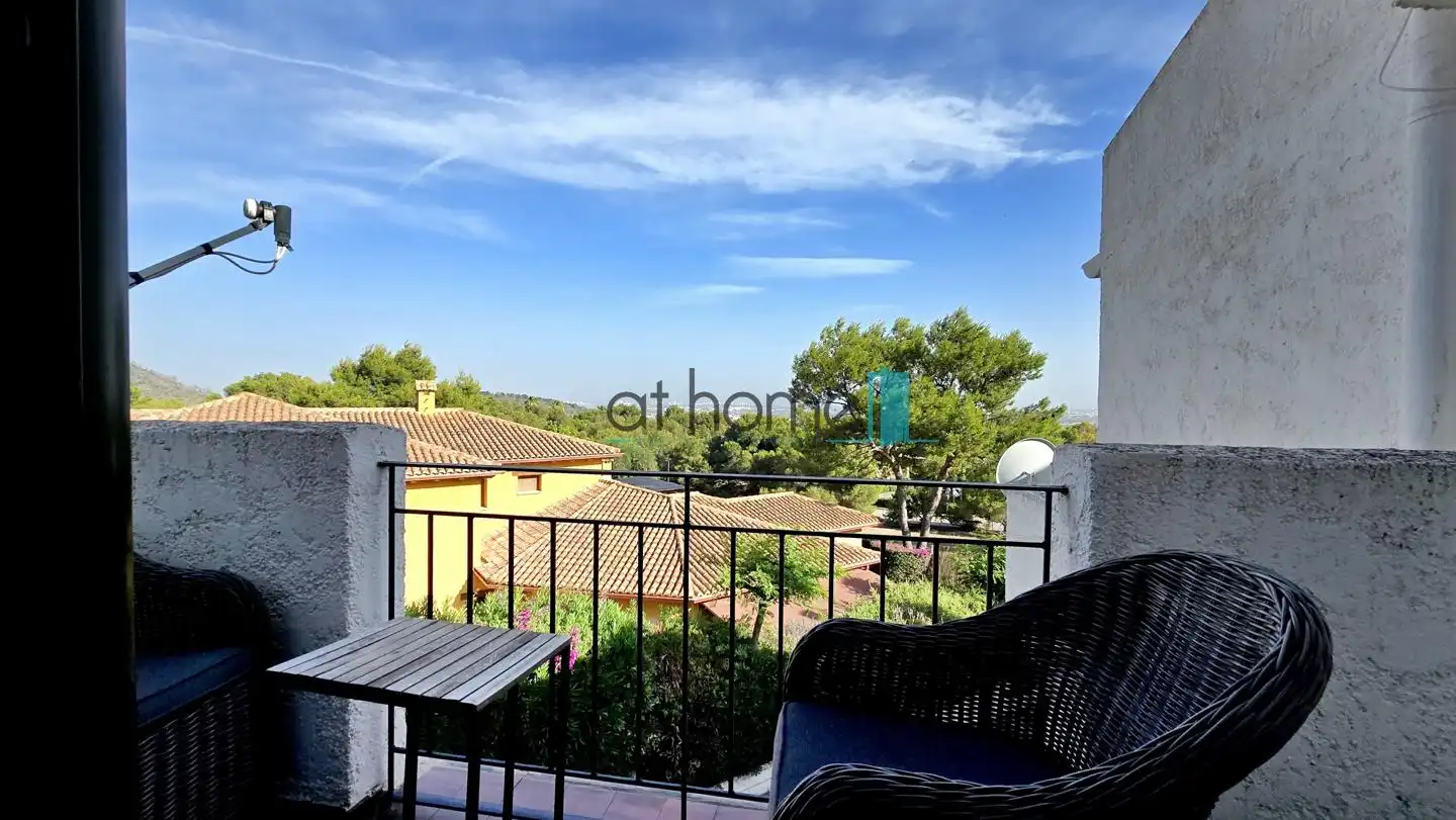Terrasse von Einfamilien-Reihenhaus zur Miete in Sagunto / Sagunt mit Klimaanlage, Parkett und Terrasse