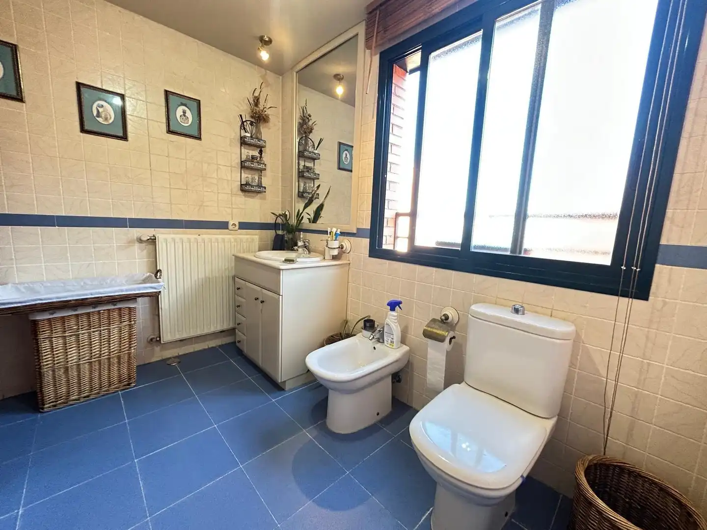 Bathroom of Attic for sale in Alcalá de Henares  with Air Conditioner, Heating and Terrace