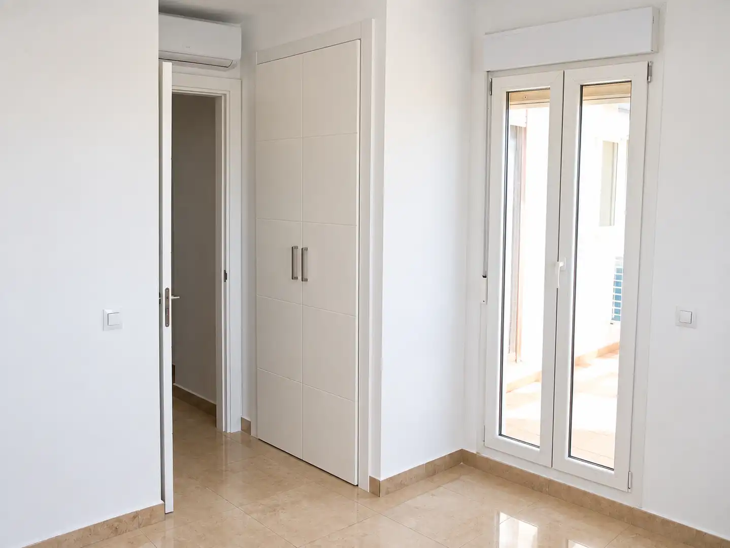 Duplex with terrace for sale in Urbanizacion Vistalmar Duquesa Norte, imagen 11